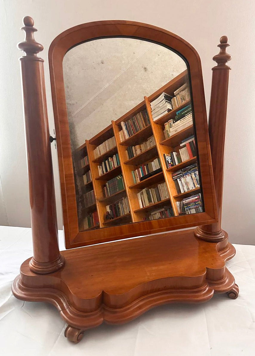 Specchio da toletta basculante