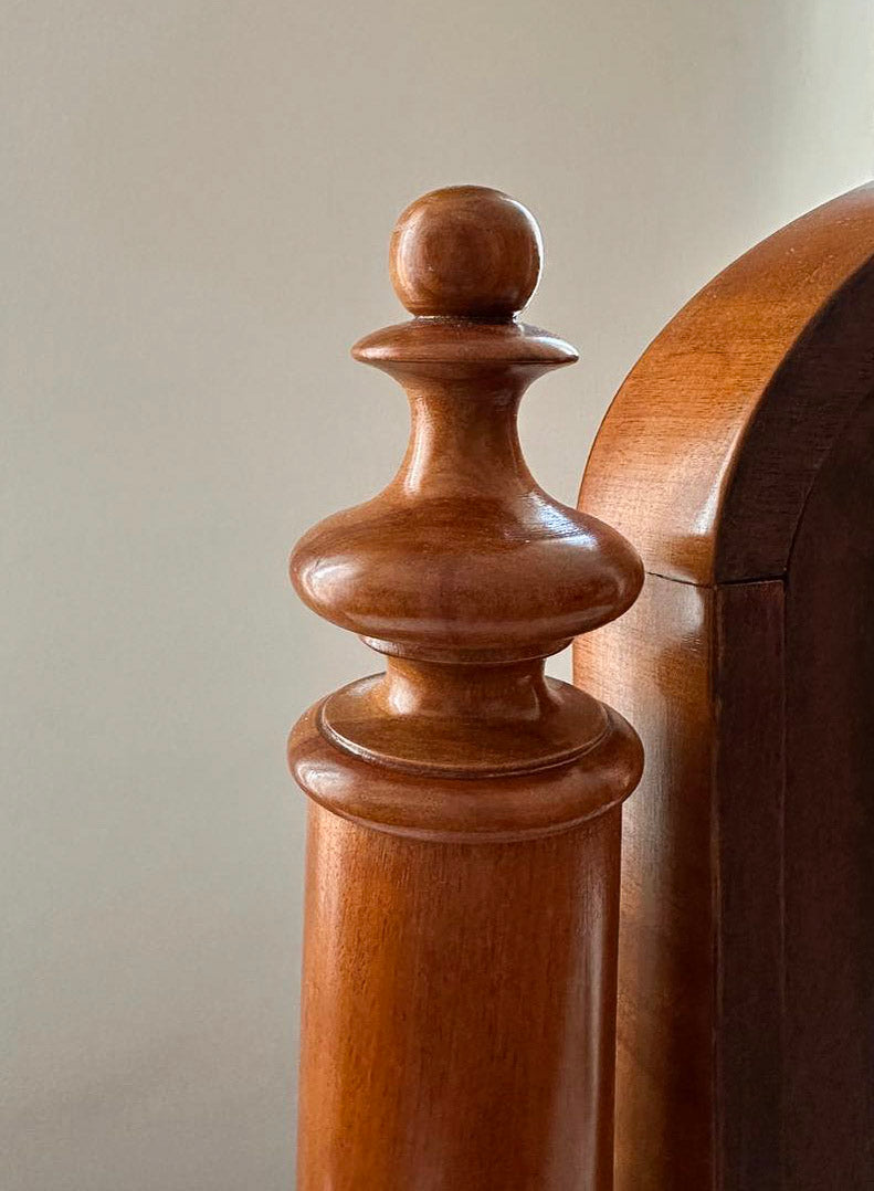 Specchio da toletta basculante